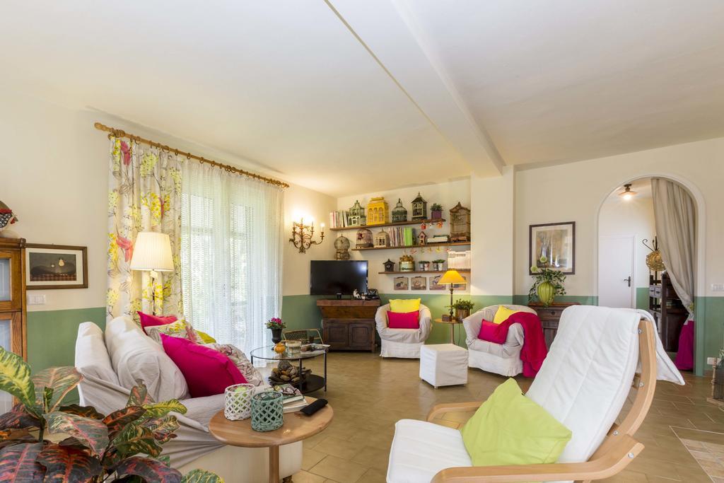 Villa Monserrato - Goelba Porto Azzurro Luaran gambar